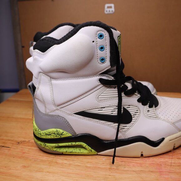 command force billy hoyle